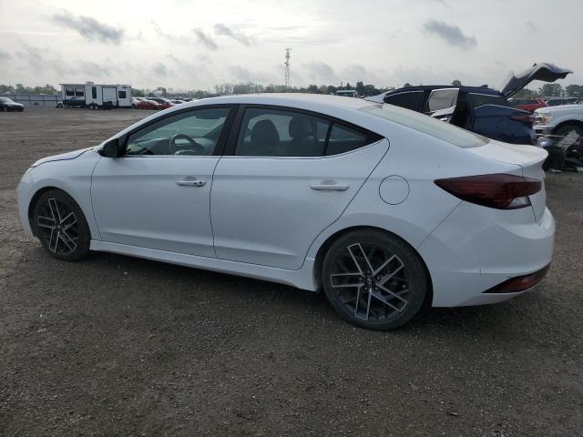  HYUNDAI ELANTRA 2019 Белы