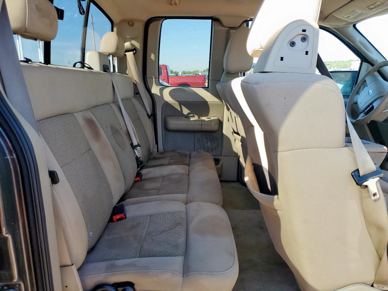 2005 Ford F150 VIN: 1FTRX12W65NA22170 Lot: 84585255