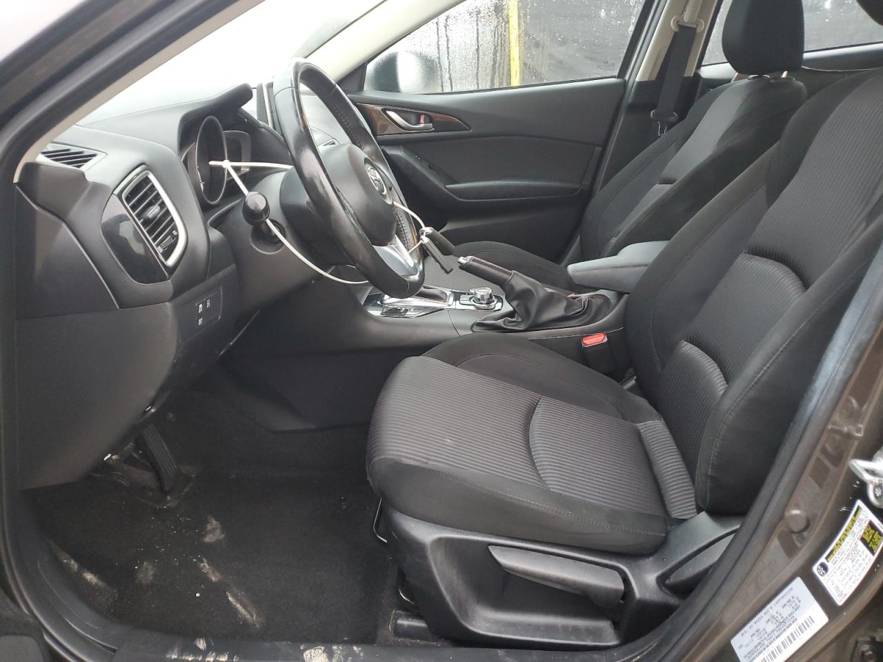 2016 Mazda 3 Touring VIN: JM1BM1W72G1317211 Lot: 82073855