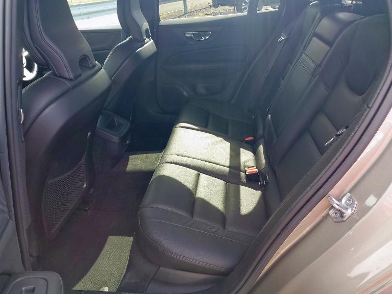 2019 VOLVO V60 INSCRIPTION D3 