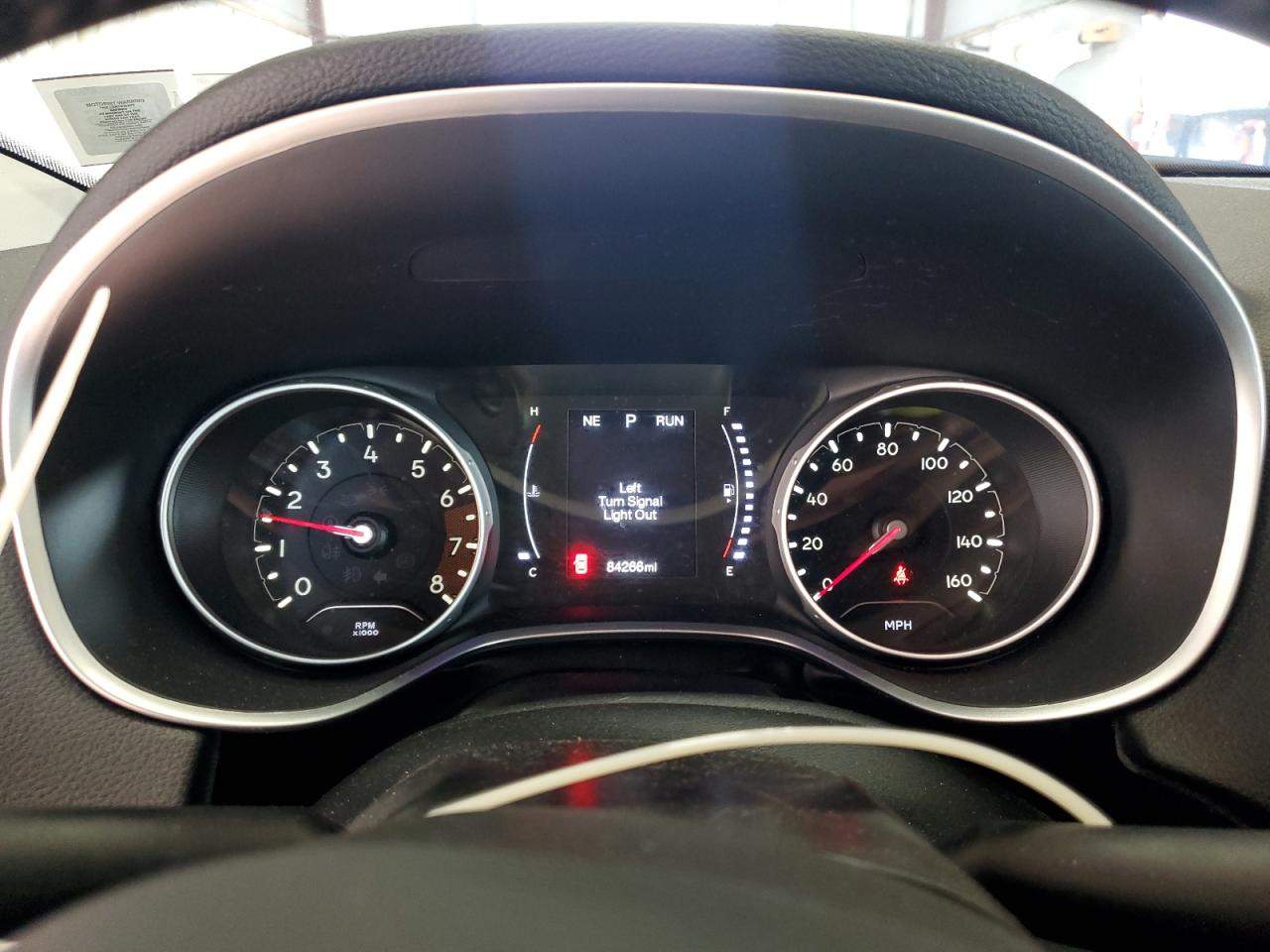 2018 Jeep Compass Latitude VIN: 3C4NJDBB6JT304267 Lot: 81713085