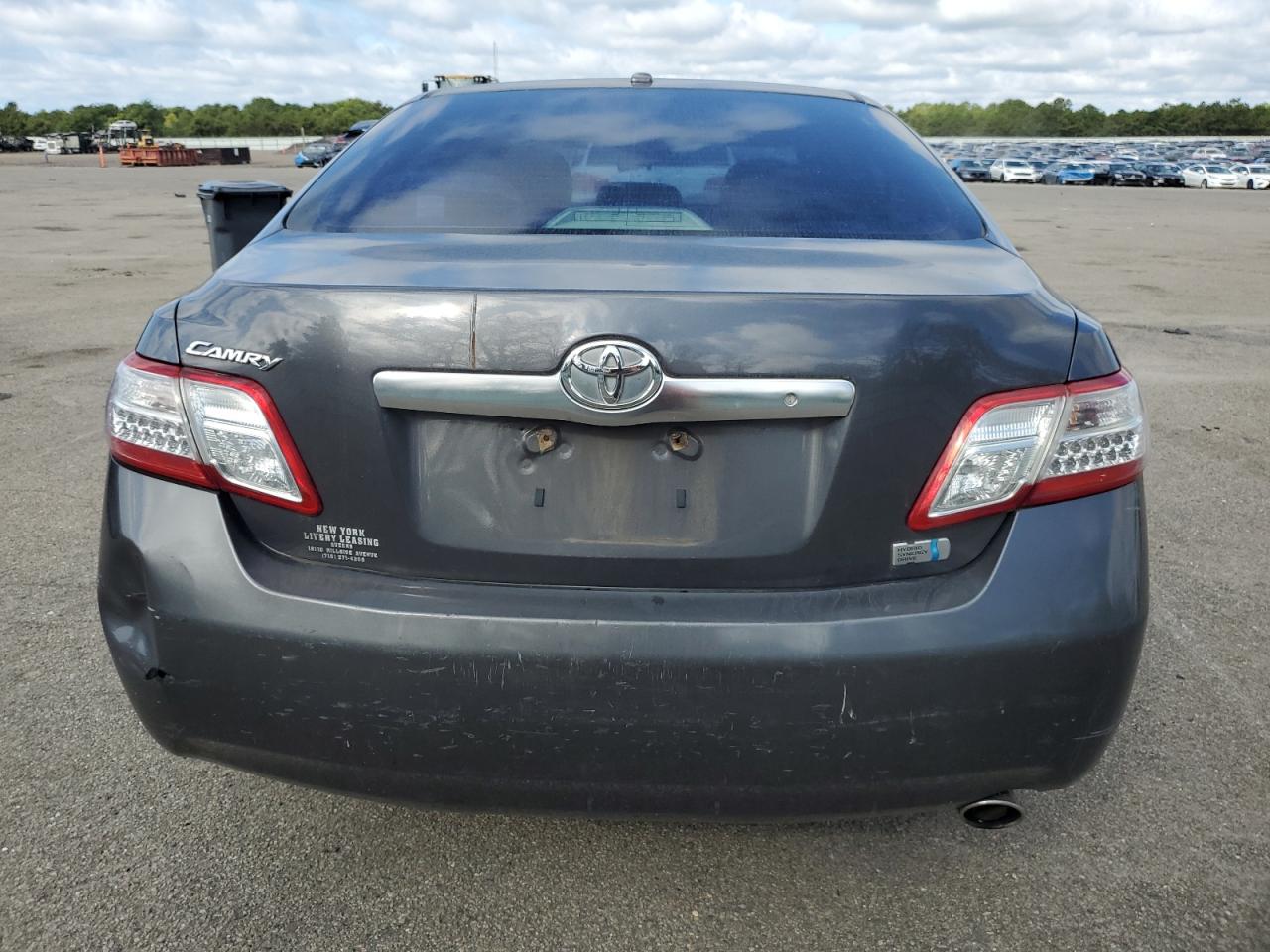 2010 Toyota Camry Hybrid VIN: 4T1BB3EK1AU117073 Lot: 70806995