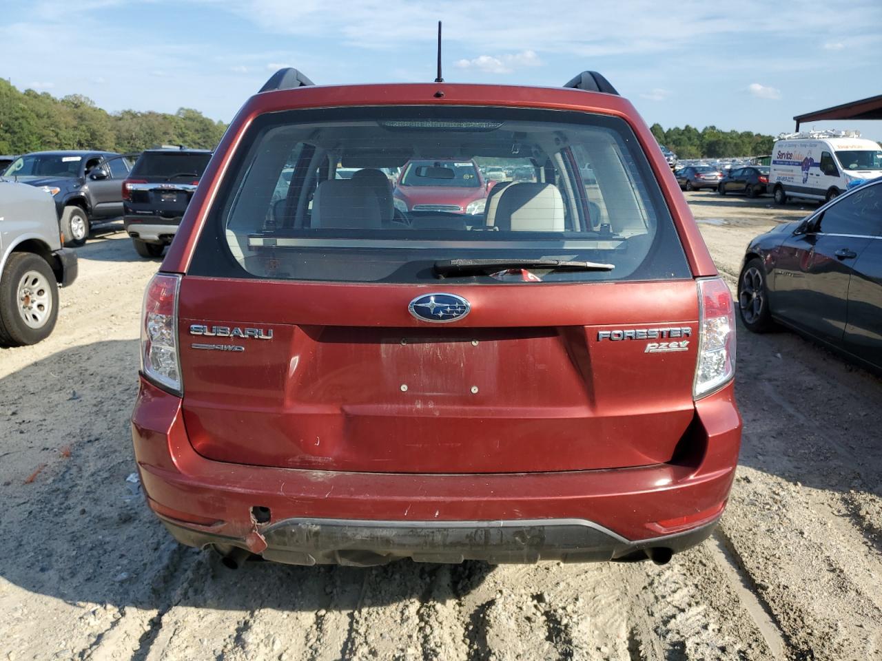 2011 Subaru Forester 2.5X VIN: JF2SHABC9BG742391 Lot: 81633485