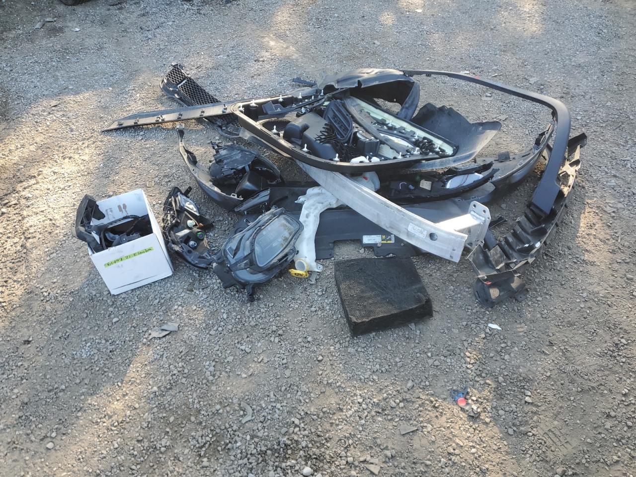 2017 Jeep Cherokee Sport VIN: 1C4PJMAS8HW630408 Lot: 84259445