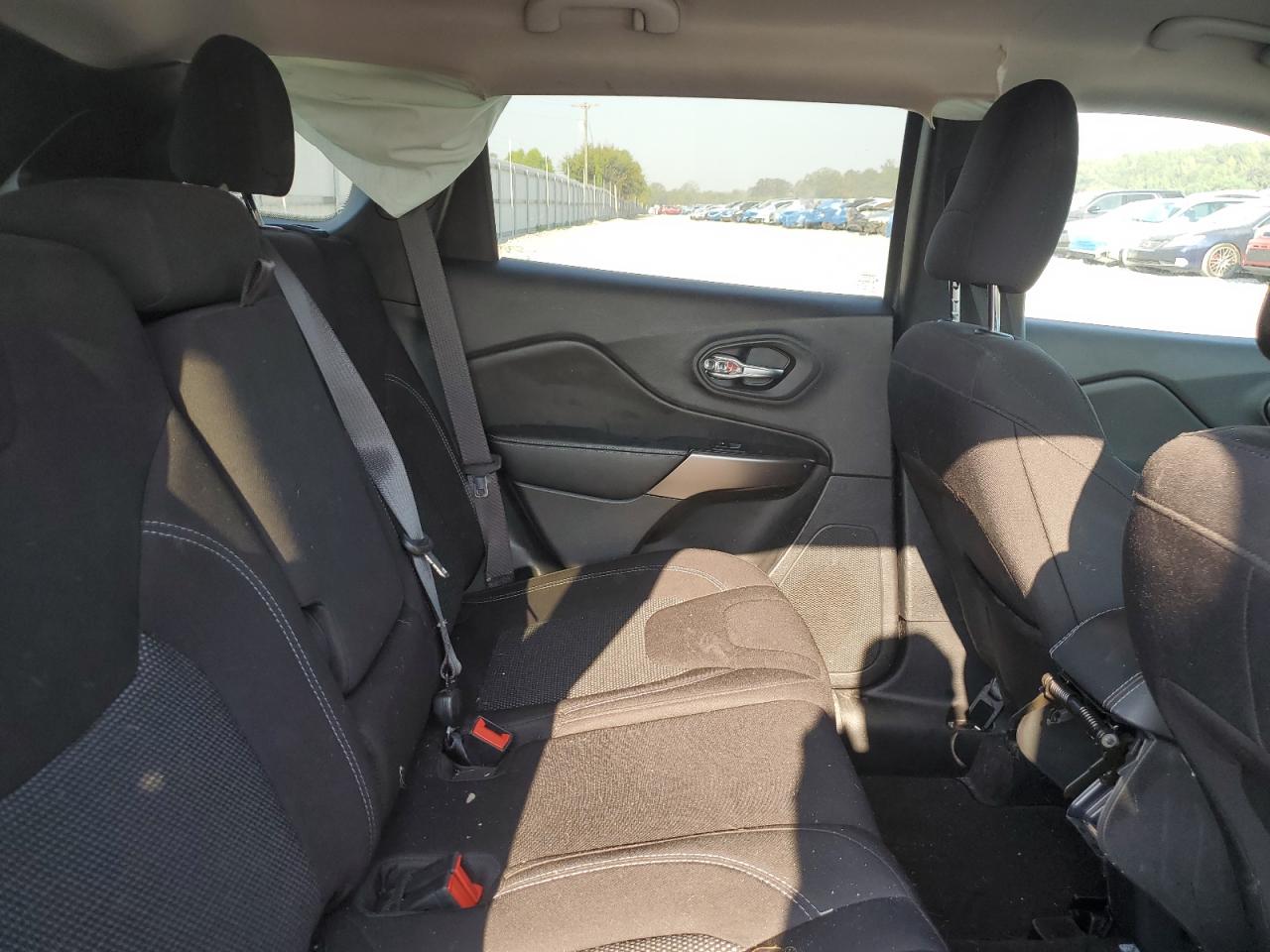 2020 Jeep Cherokee Latitude VIN: 1C4PJLCB2LD595926 Lot: 80619965