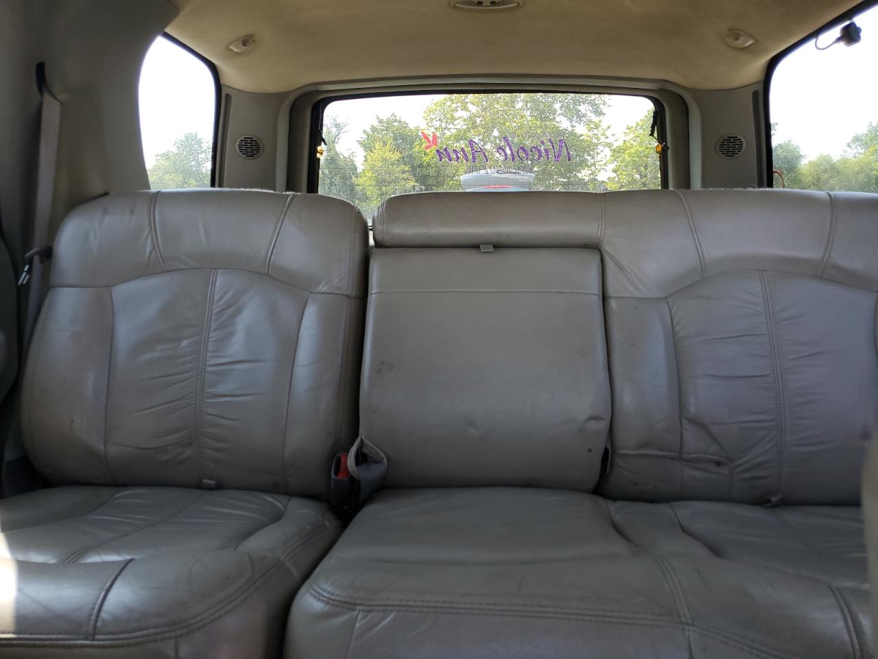 2000 Chevrolet Tahoe K1500 VIN: 1GNEK13T1YJ155360 Lot: 71660315