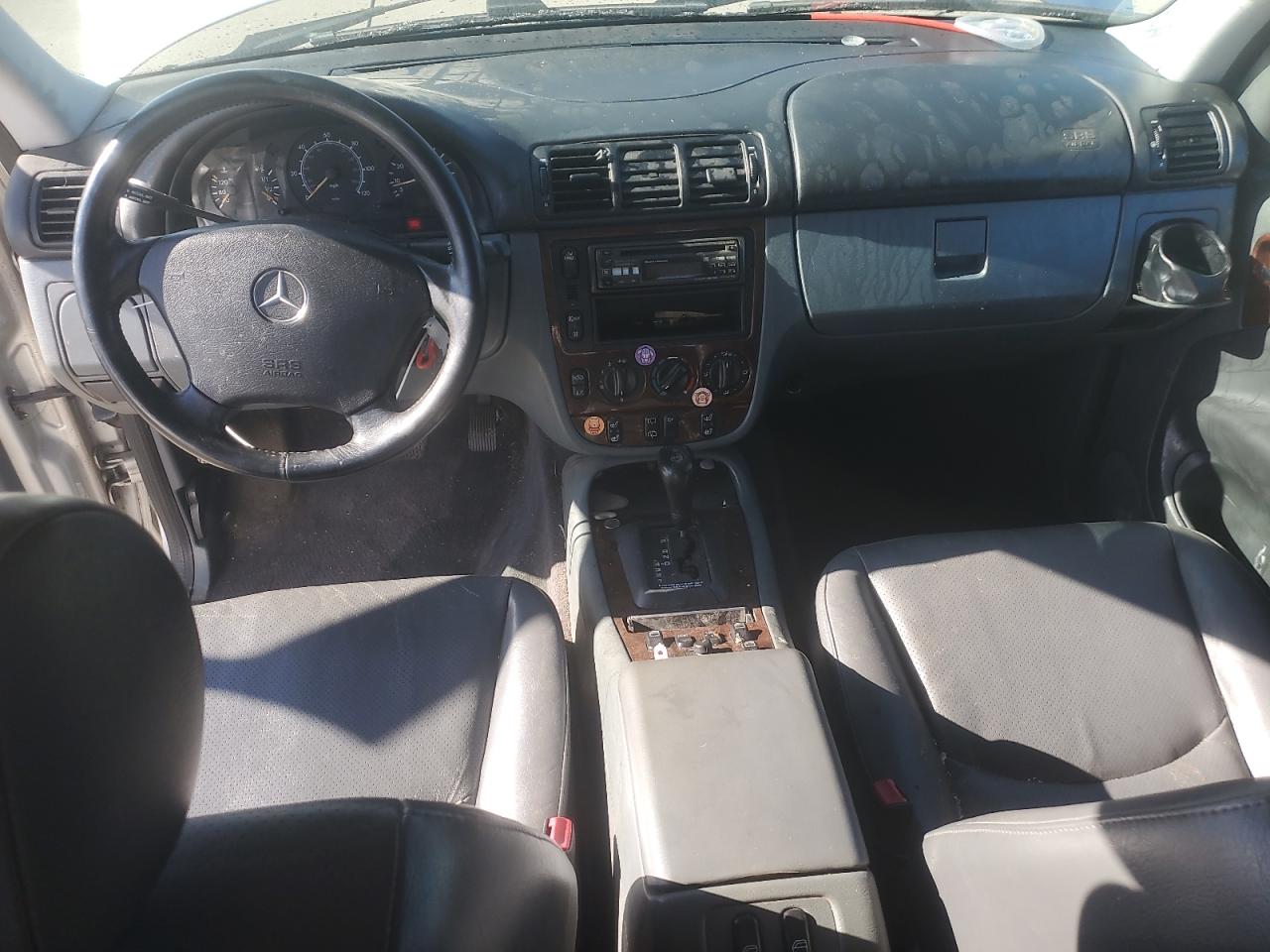 1999 Mercedes-Benz Ml 320 VIN: 4JGAB54E4XA090075 Lot: 84210105