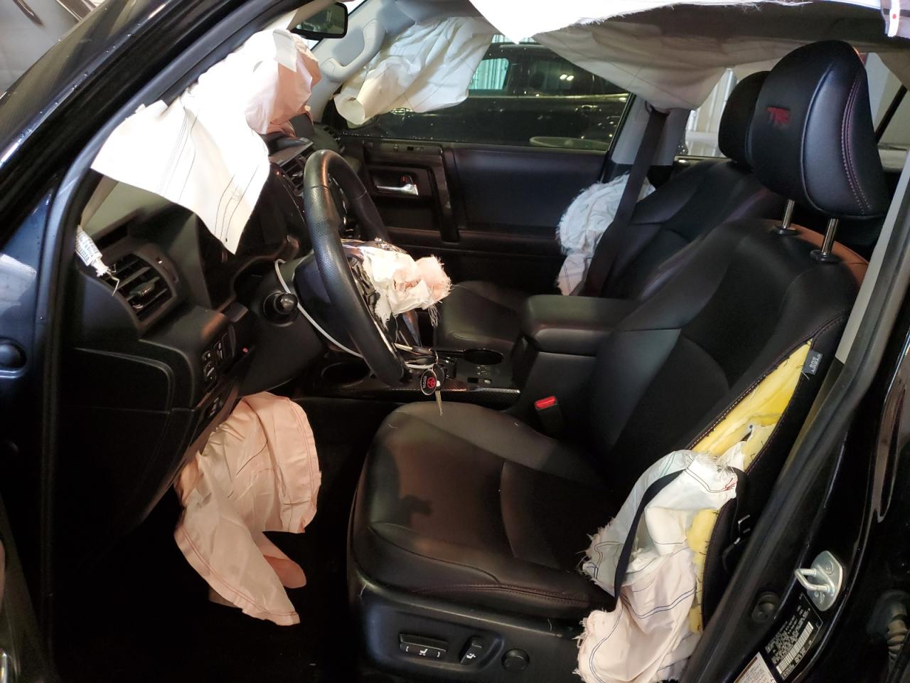 2018 Toyota 4Runner Sr5/Sr5 Premium VIN: JTEBU5JR2J5589608 Lot: 81065495