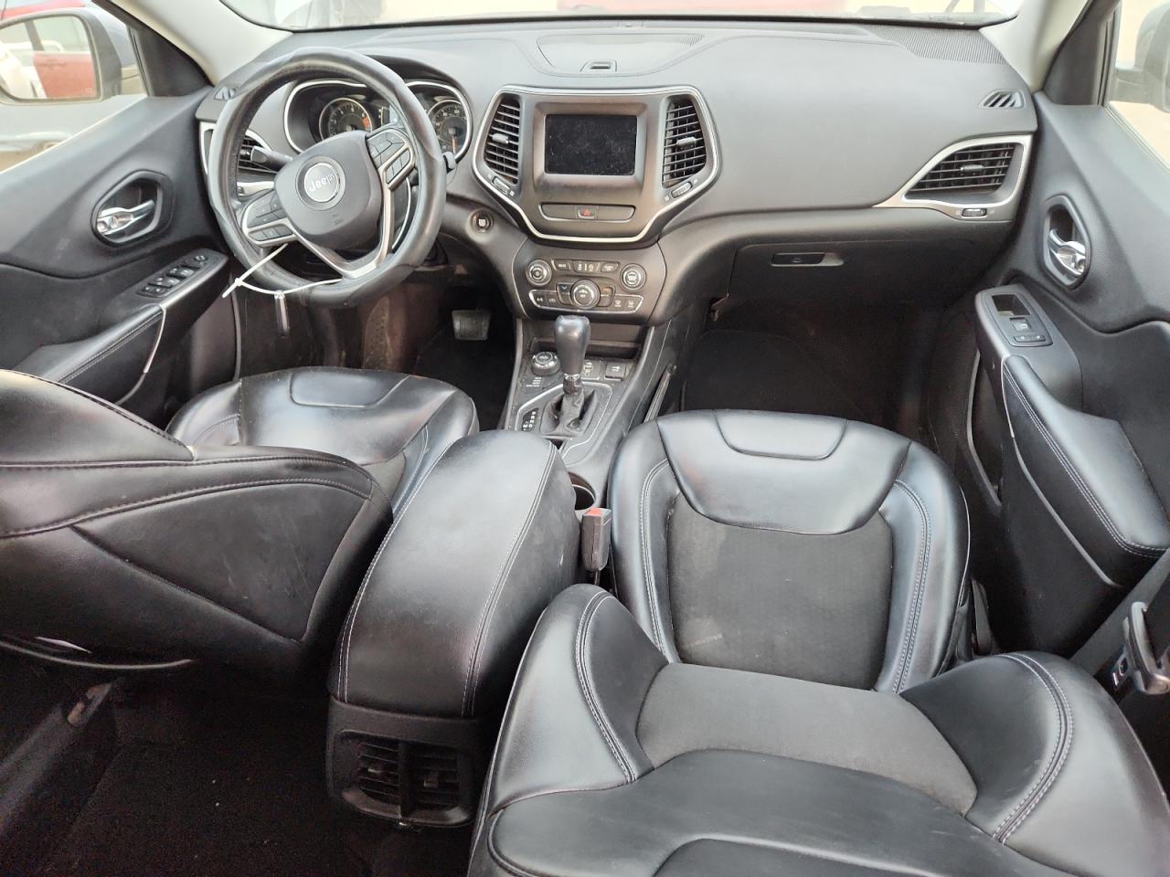 2019 Jeep Cherokee Latitude Plus VIN: 1C4PJMLB3KD181218 Lot: 80093895