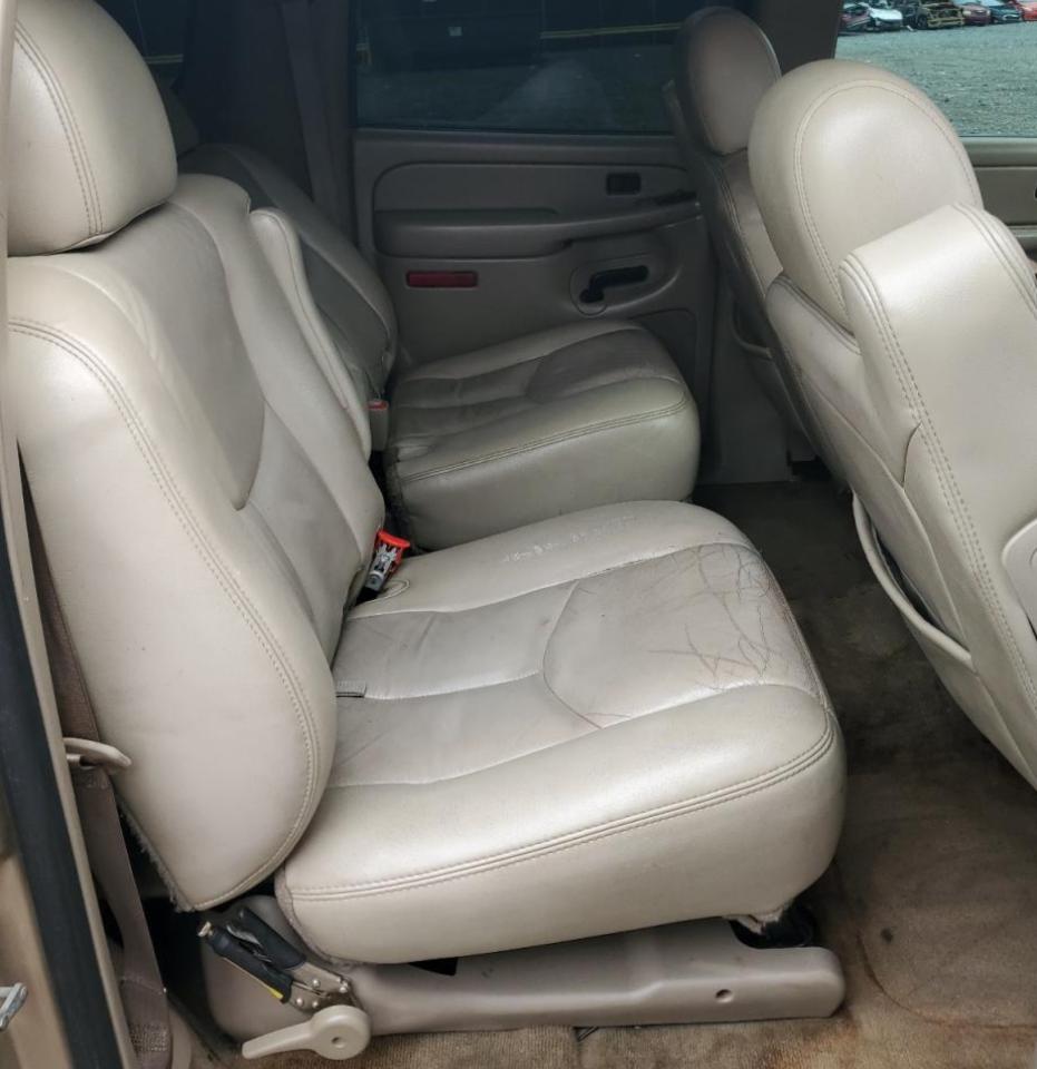 2005 Chevrolet Suburban K1500 VIN: 1GNFK16Z75J123805 Lot: 84421555