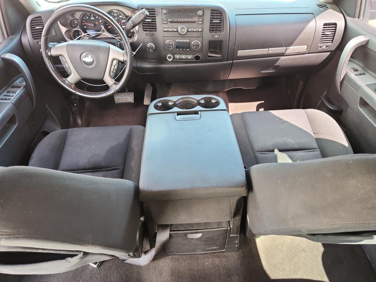 2010 GMC Sierra K1500 Sle VIN: 3GTRKVE31AG115379 Lot: 81477015