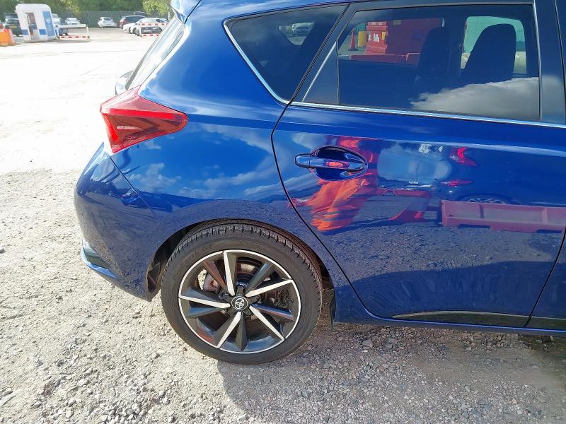 2018 TOYOTA AURIS DESIGN HEV VVT-I CV 