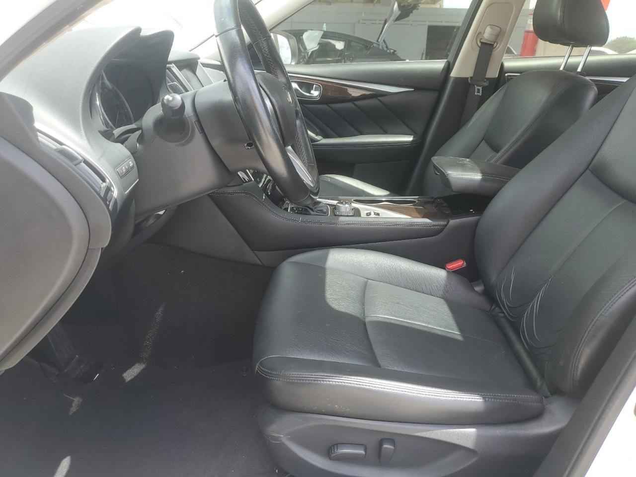 2018 Infiniti Q50 Luxe VIN: JN1EV7AP4JM359232 Lot: 70691895