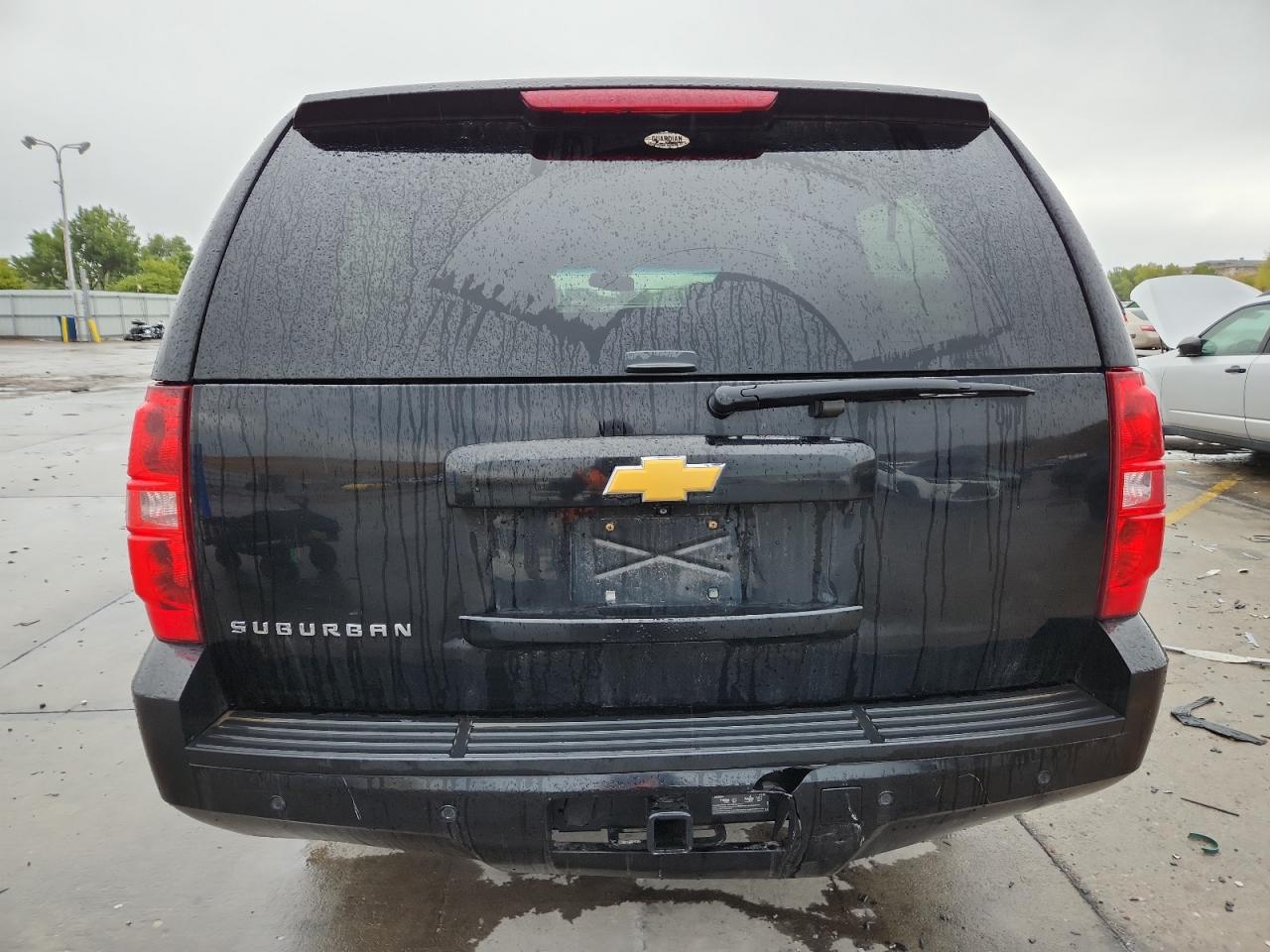 2014 Chevrolet Suburban K1500 Lt VIN: 1GNSKJE76ER240405 Lot: 82145805