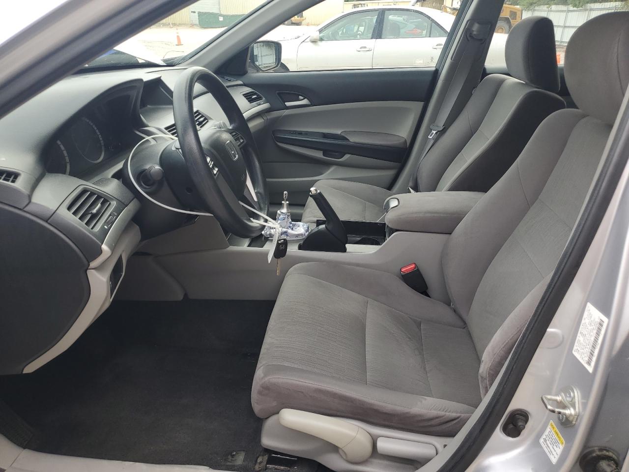 2011 Honda Accord Lx VIN: 1HGCP2E38BA066303 Lot: 81109965