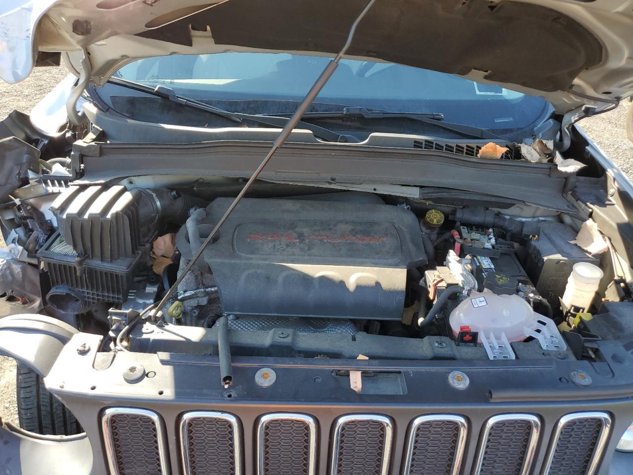 2015 Jeep Renegade Latitude VIN: ZACCJBBT0FPB7562 Lot: 80604525