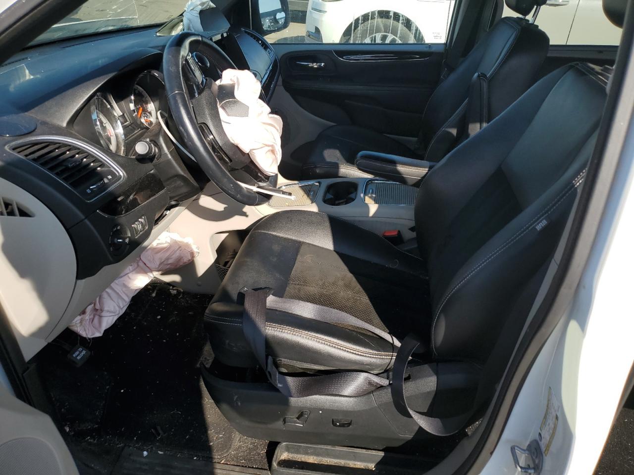 2017 Dodge Grand Caravan Sxt VIN: 2C4RDGCG0HR548224 Lot: 80529345