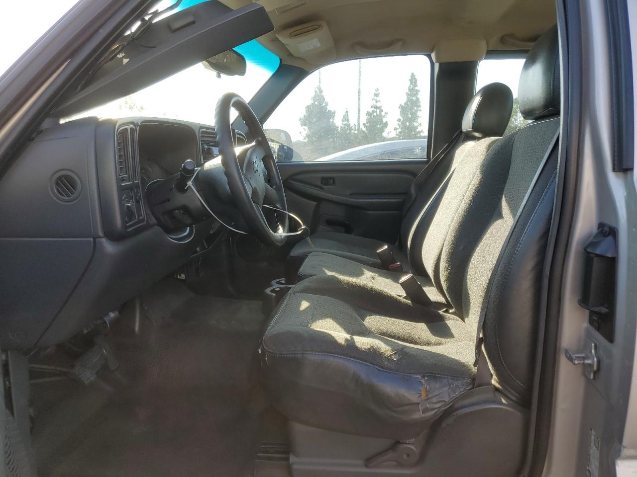 2005 Chevrolet Silverado C1500 VIN: 1GCEC19XX5Z150610 Lot: 81706125