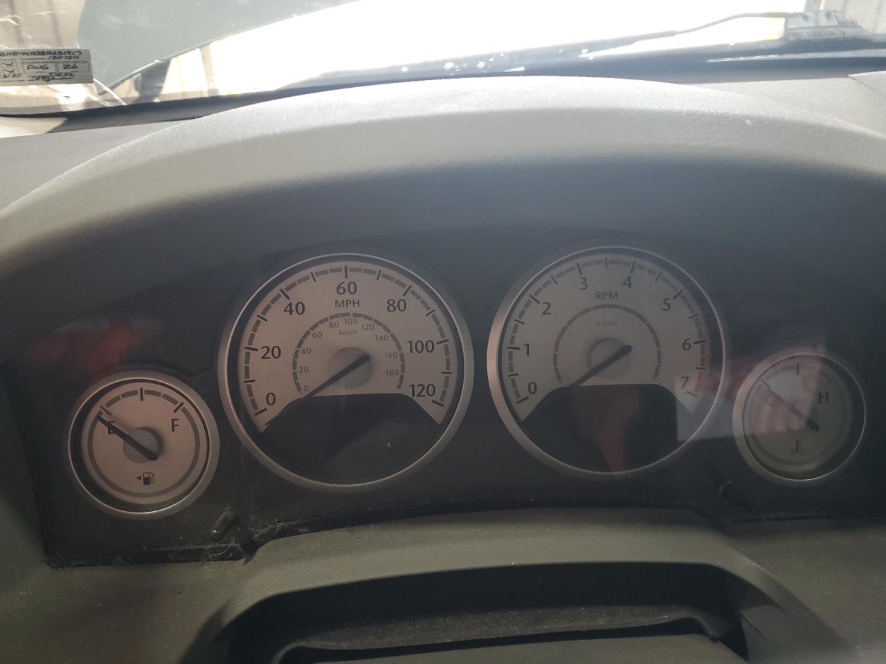 2008 Chrysler Town & Country Lx VIN: 2A8HR44H38R631917 Lot: 84237965