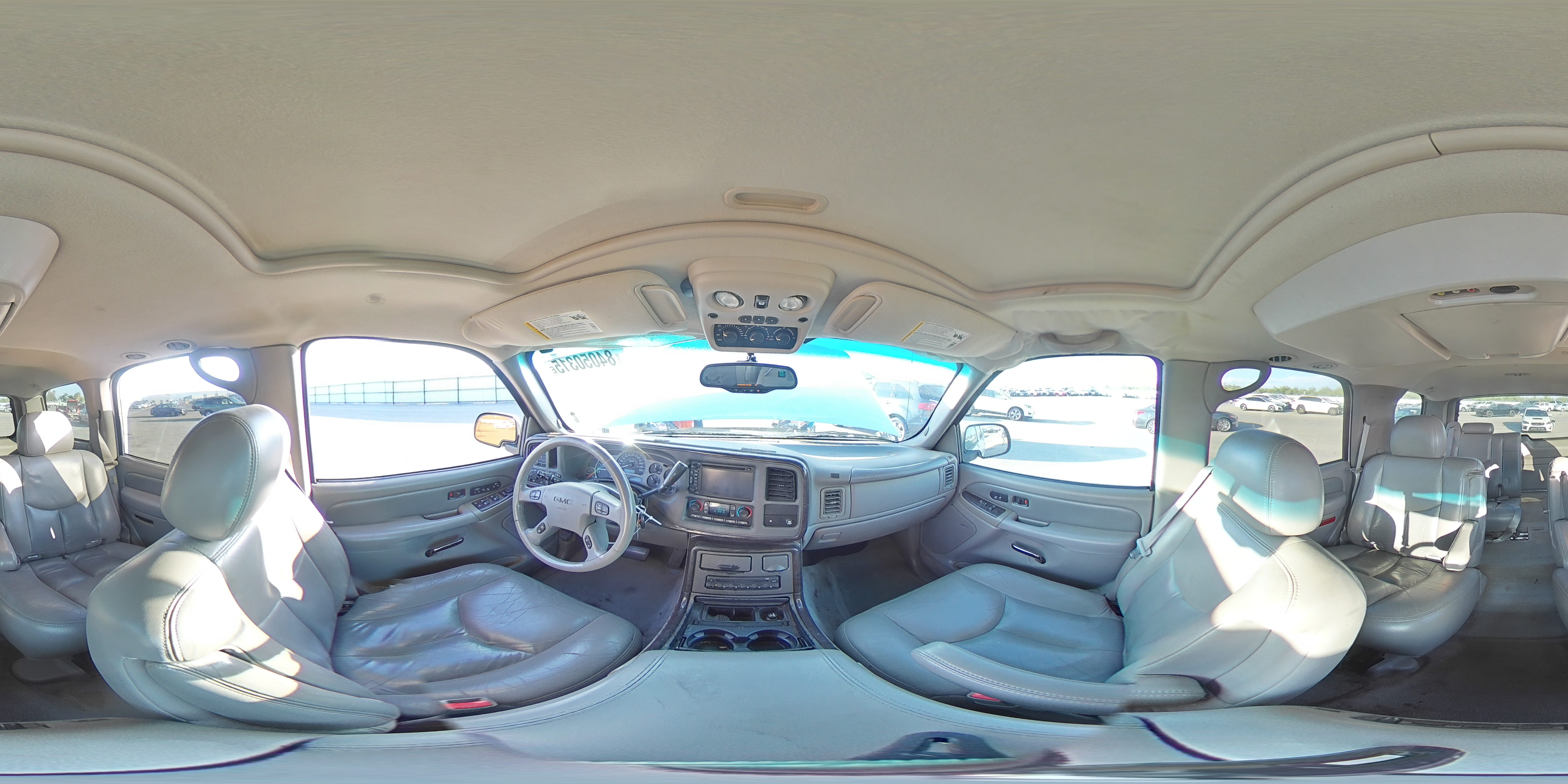 2005 GMC Yukon Denali VIN: 1GKEK63U45J172734 Lot: 84050315