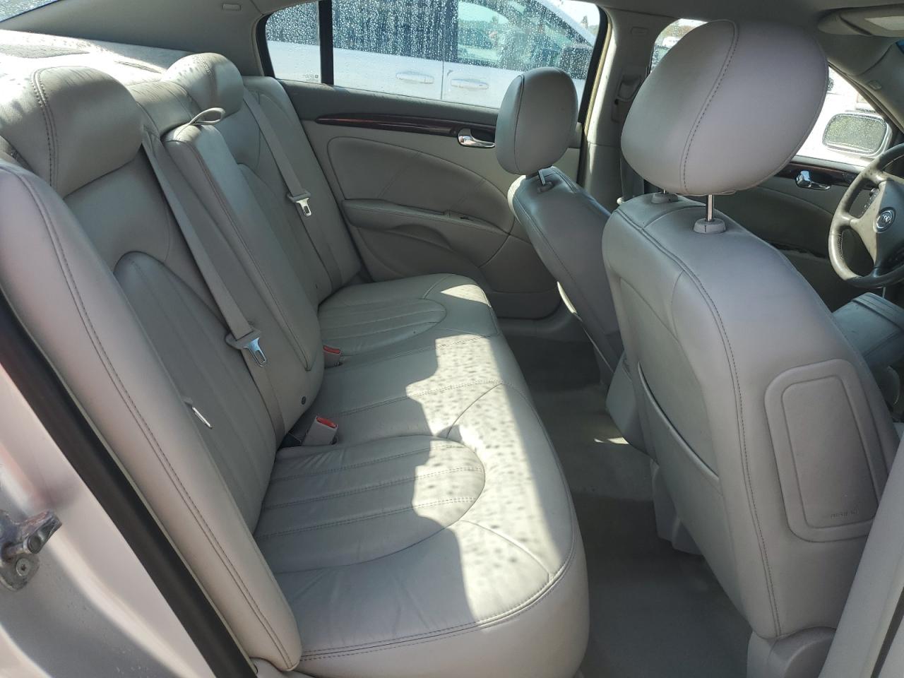 2010 Buick Lucerne Cxl VIN: 1G4HC5EM1AU130328 Lot: 81263035