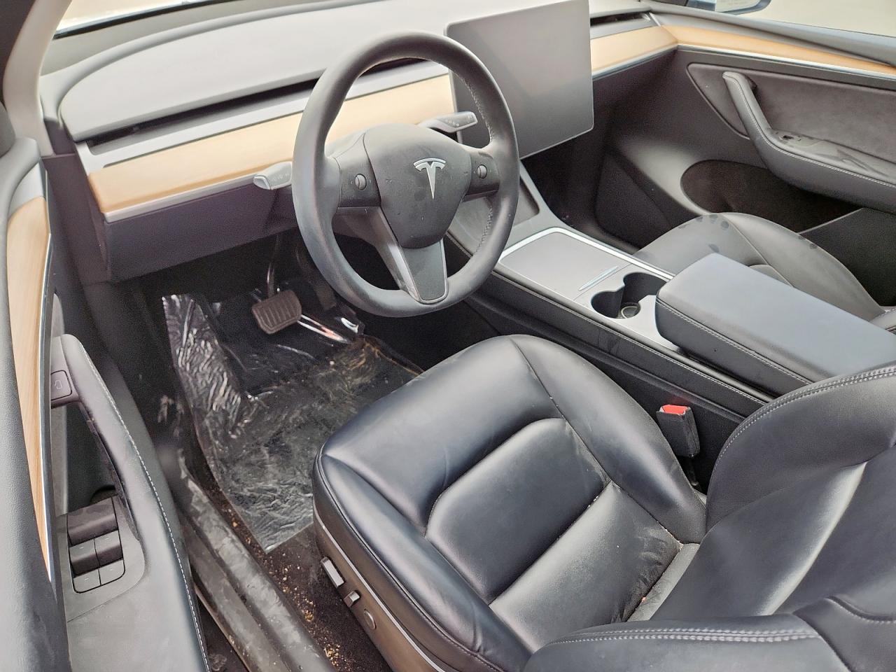 2023 Tesla Model Y VIN: 7SAYGAEE9PF625147 Lot: 70909645