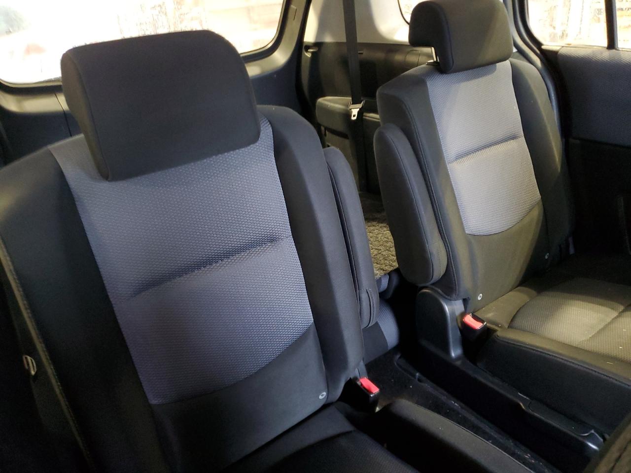 2006 Mazda 5 VIN: JM1CR193860108770 Lot: 82049455