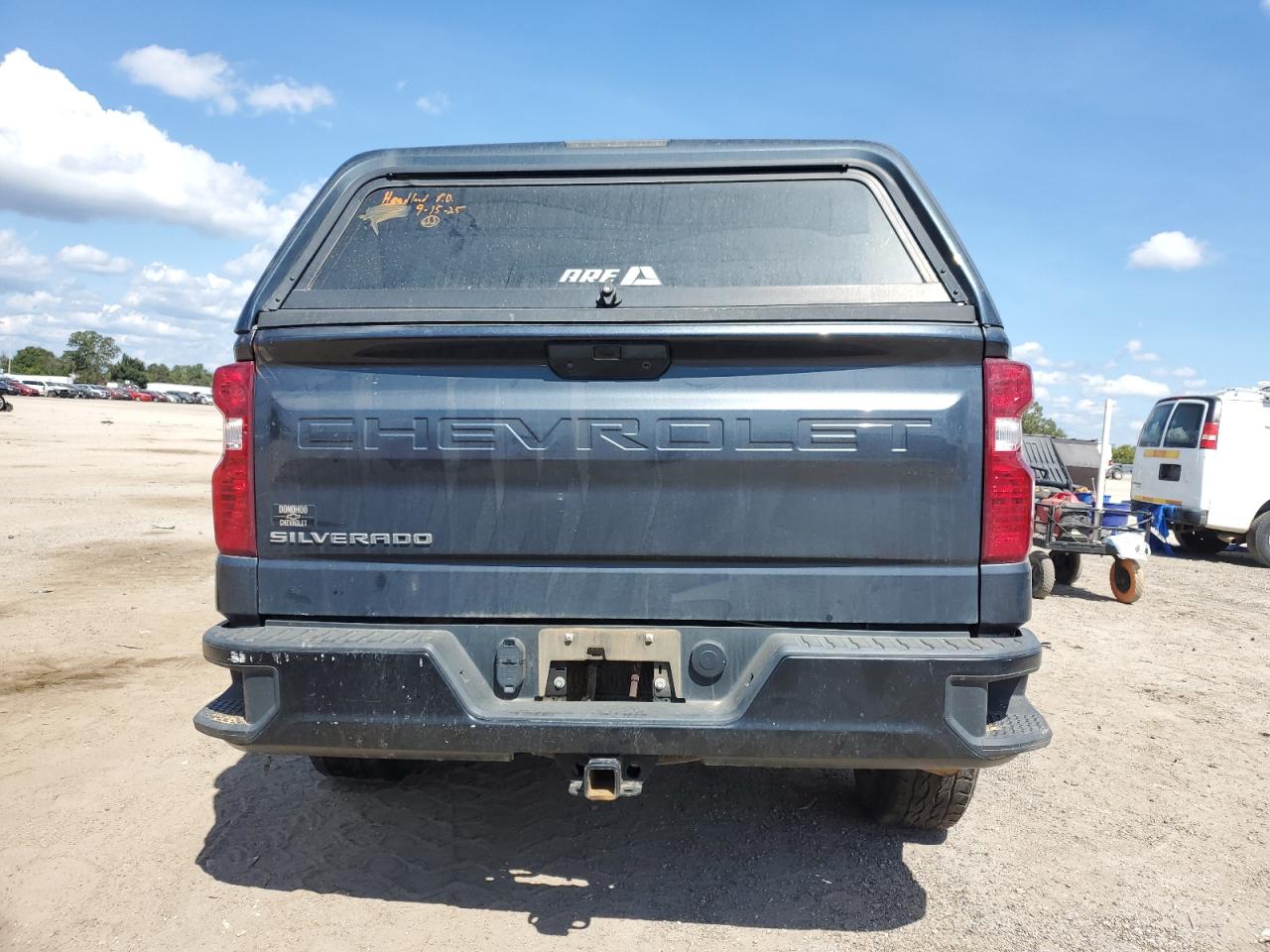 2021 Chevrolet Silverado K1500 VIN: 1GCUYAEF4MZ385688 Lot: 82120135