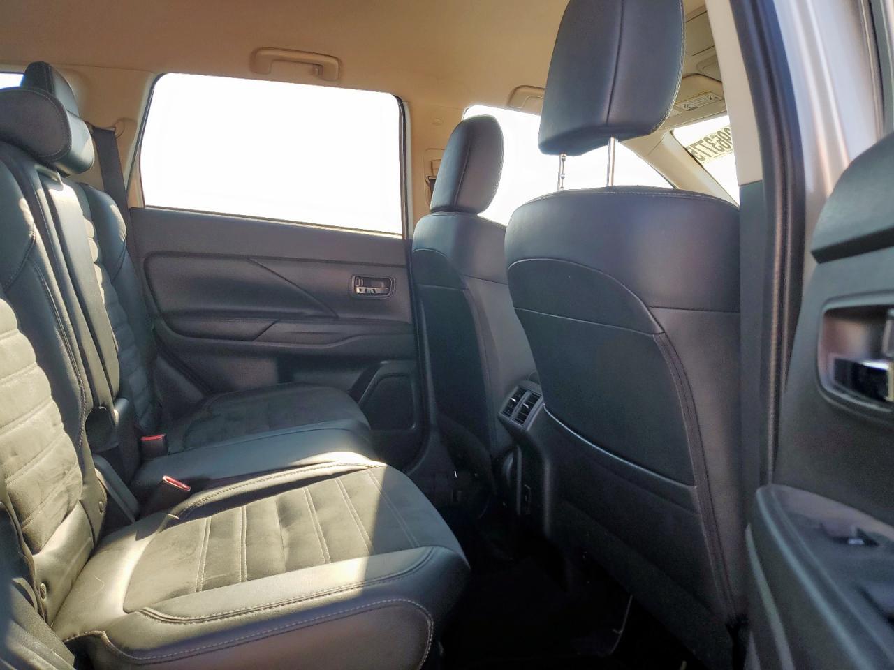 2020 Mitsubishi Outlander Se VIN: JA4AD3A39LZ044088 Lot: 70963775