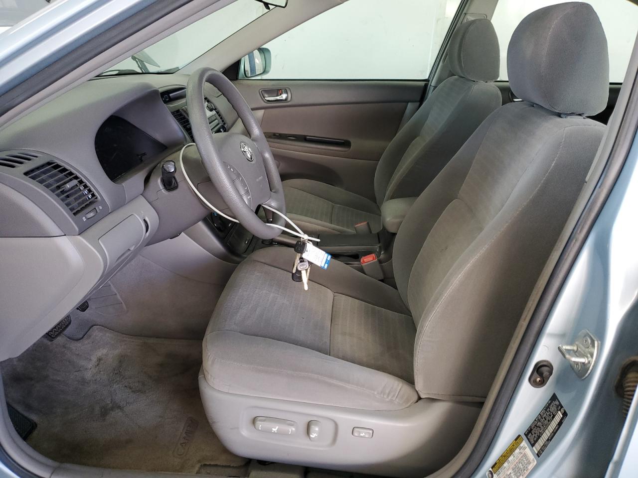 2005 Toyota Camry Le VIN: 4T1BE32KX5U580217 Lot: 84277665