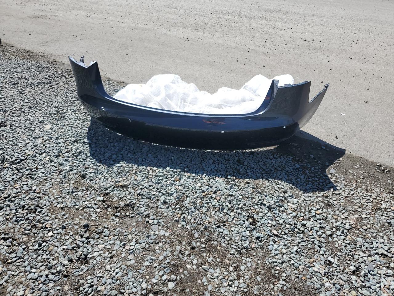 2018 Tesla Model 3 VIN: 5YJ3E1EA5JF018972 Lot: 81344535