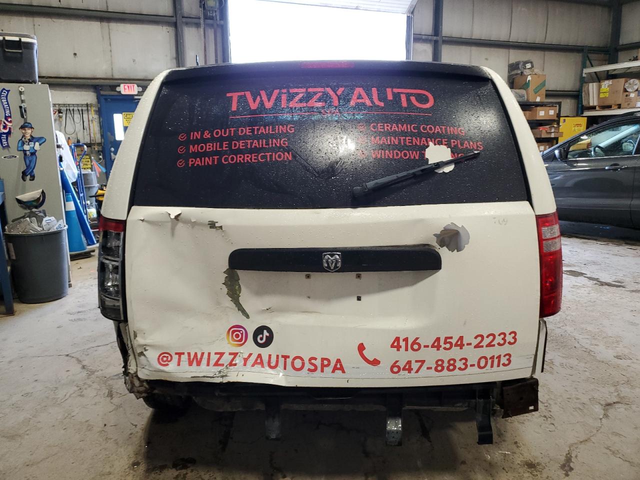 2010 Dodge Grand Caravan C/V VIN: 2D4CN1AE6AR465598 Lot: 81302275