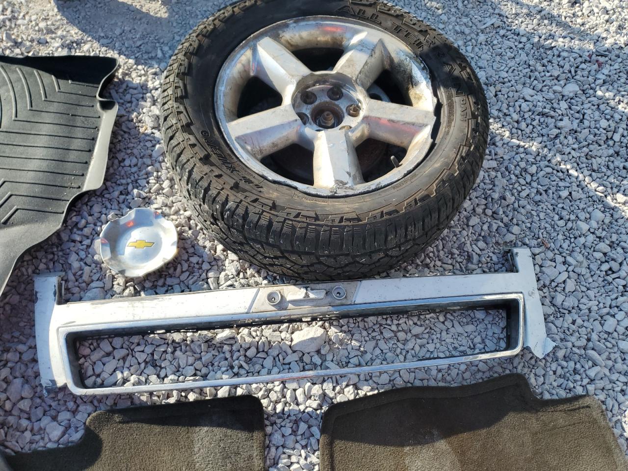 2007 Chevrolet Tahoe K1500 VIN: 1GNFK13067J265698 Lot: 80747205