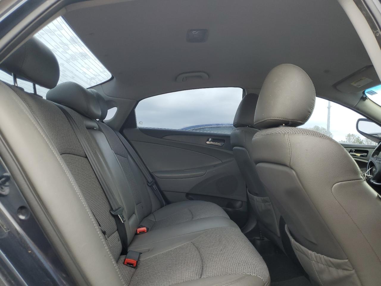 2011 Hyundai Sonata Se VIN: 5NPEC4AB6BH177758 Lot: 81529215