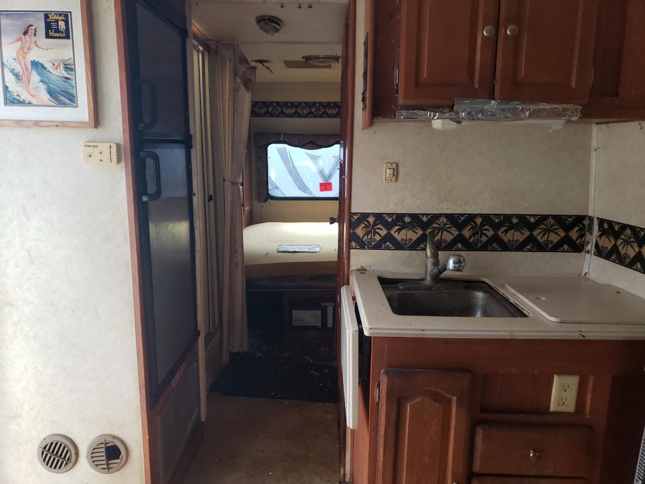 2006 Ford Econoline E450 Super Duty Cutaway Van VIN: 1FDXE45S16DB15284 Lot: 81457635