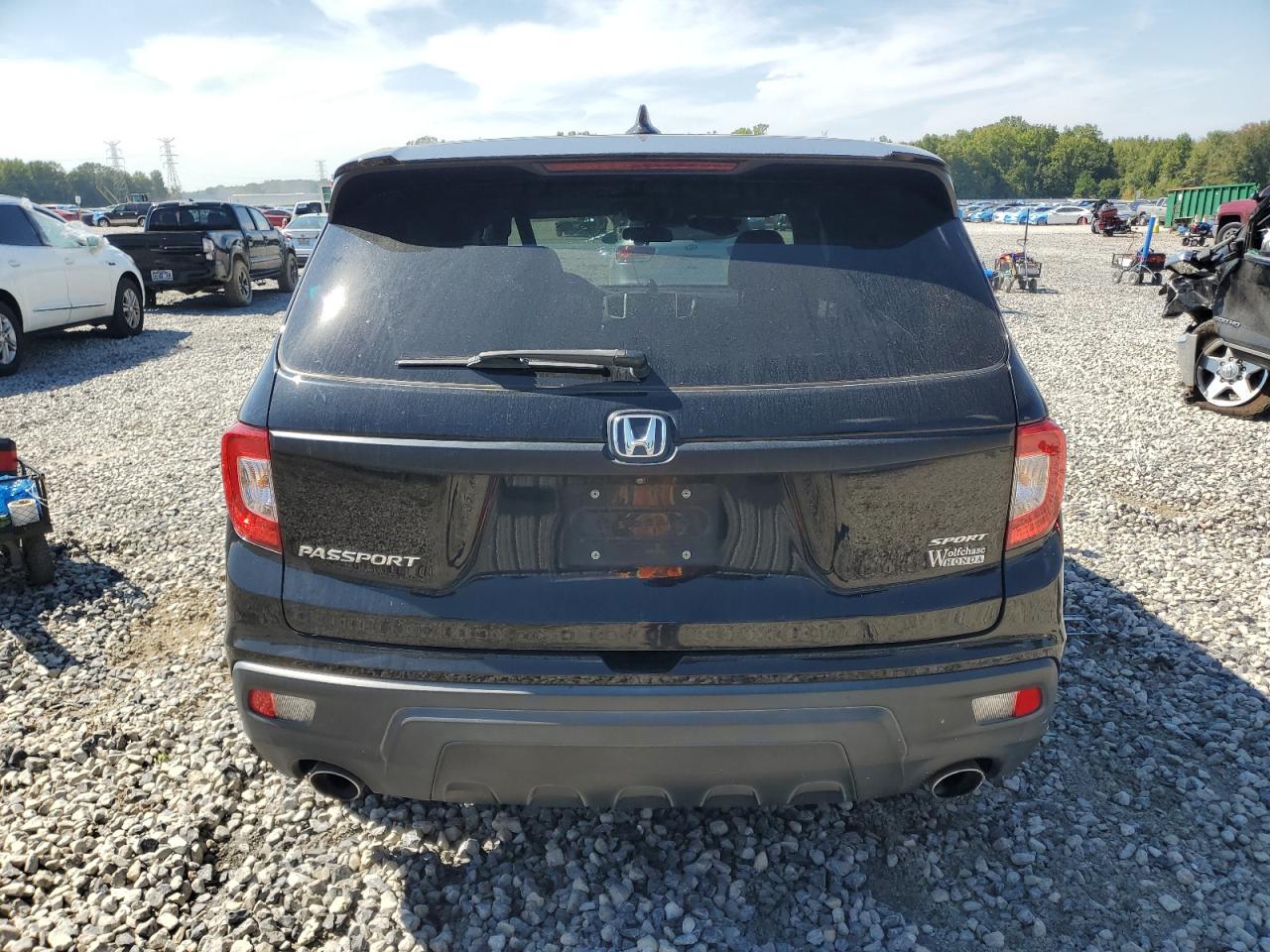 2020 Honda Passport Sport VIN: 5FNYF7H29LB004201 Lot: 81818445
