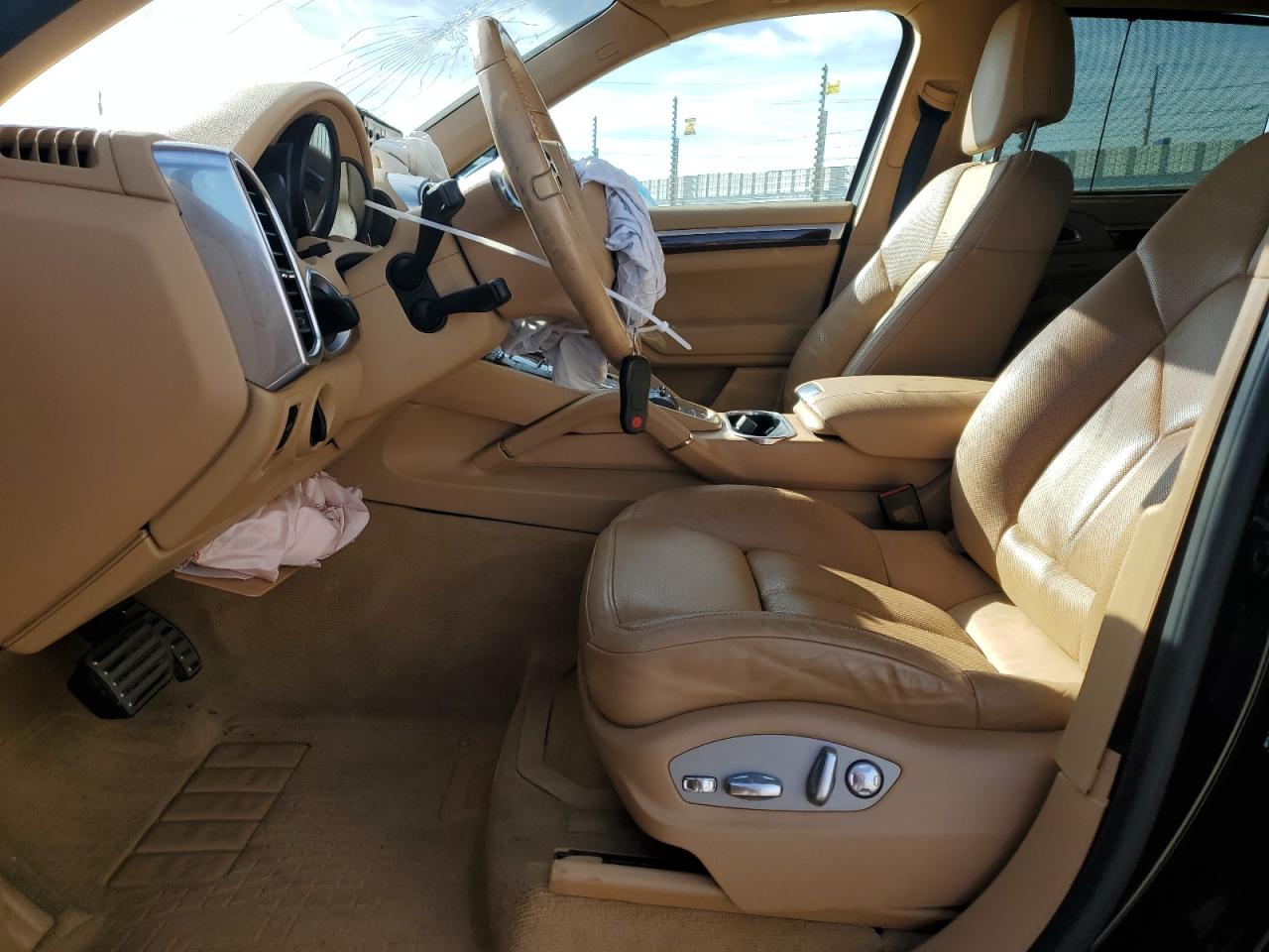 2013 Porsche Cayenne S VIN: WP1AB2A20DLA86147 Lot: 80655525