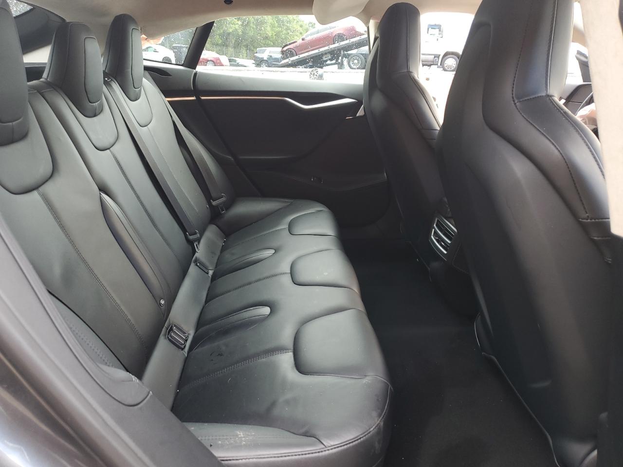 2016 Tesla Model S VIN: 5YJSA1E22GF124093 Lot: 84013565