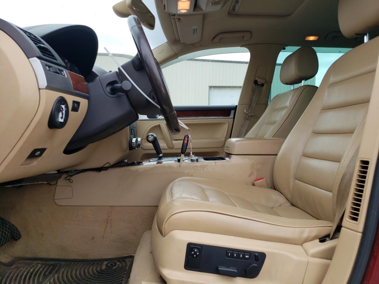 2006 Volkswagen Touareg 3.2 VIN: WVGLG77L56D019898 Lot: 71955605