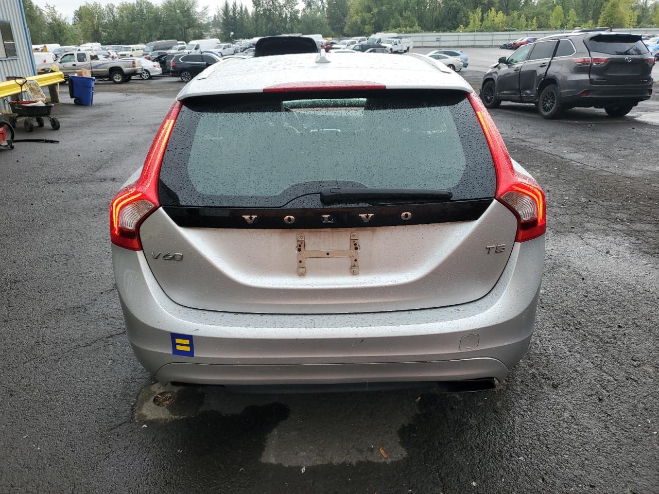 2015 Volvo V60 Premier VIN: YV140MEB2F1201284 Lot: 71125205