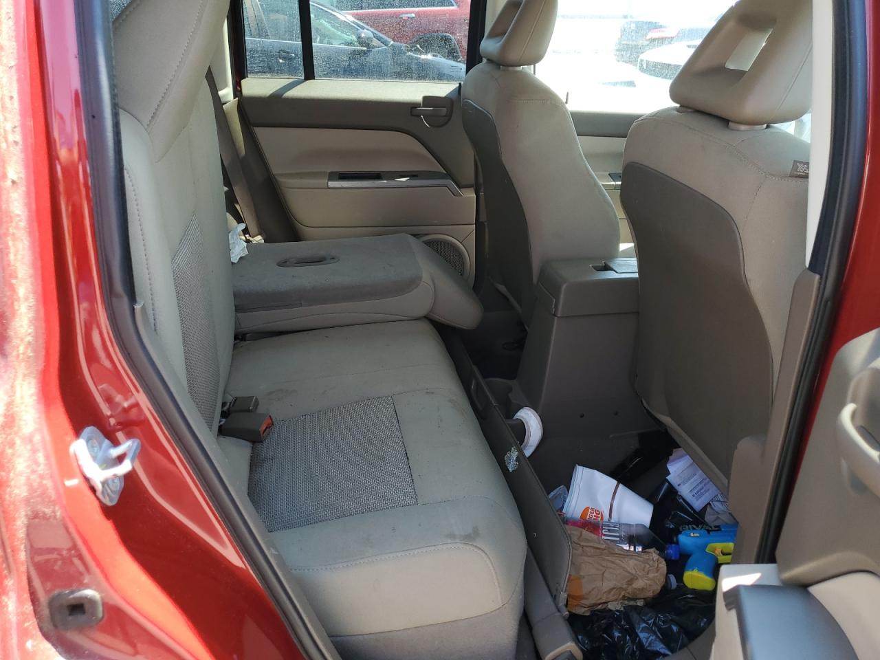 2007 Jeep Patriot Sport VIN: 1J8FT28W37D398306 Lot: 70824985