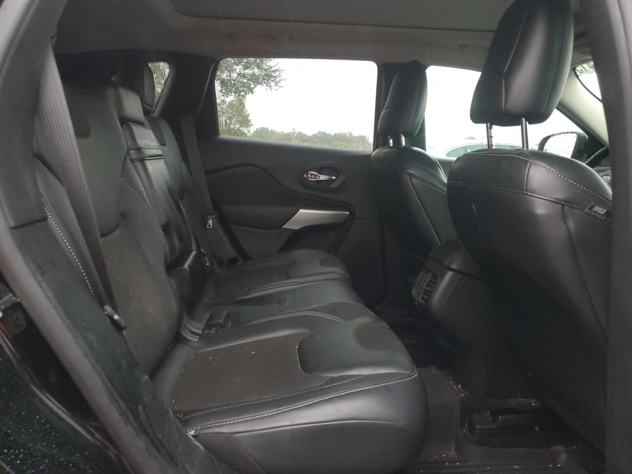 2018 Jeep Cherokee Latitude Plus VIN: 1C4PJMLB9JD535872 Lot: 80315415