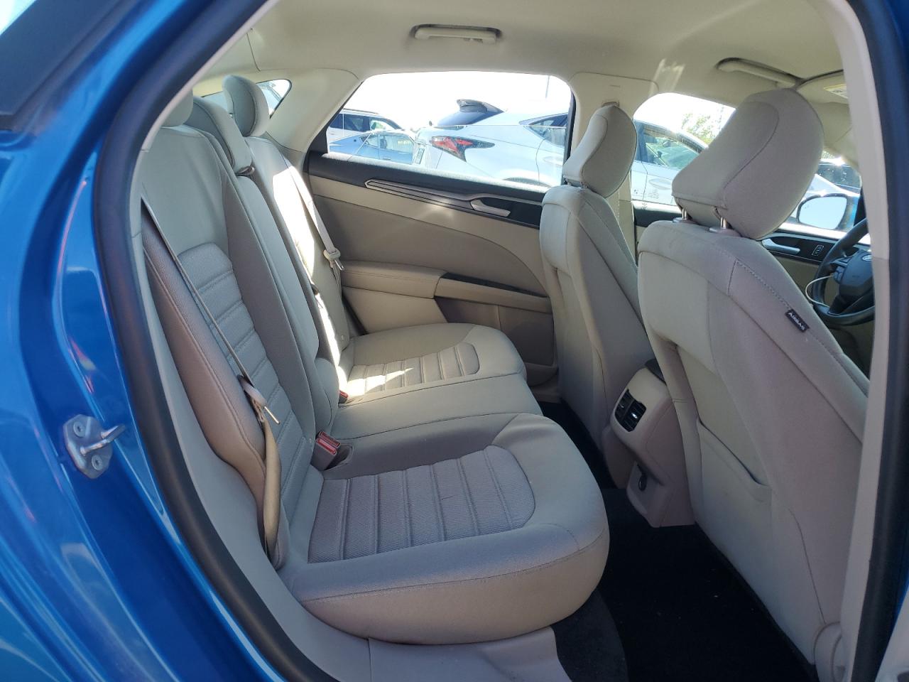 2020 Ford Fusion Se VIN: 3FA6P0HD9LR178142 Lot: 81870135