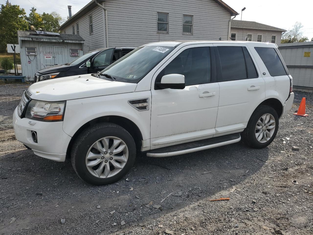 LAND ROVER LR2 2015. Lot# 81745395. VIN SALFP2BG8FH421267. Photo 1