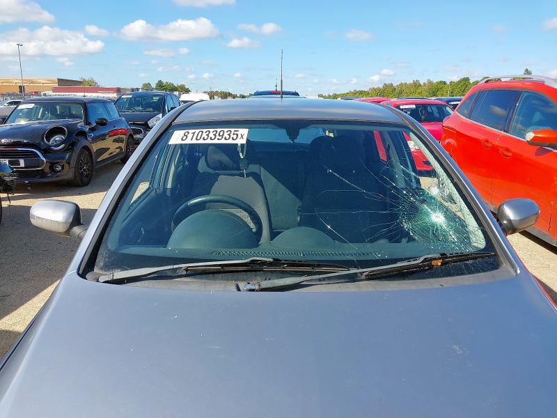 2005 VAUXHALL CORSA DESIGN 16V AUTO 