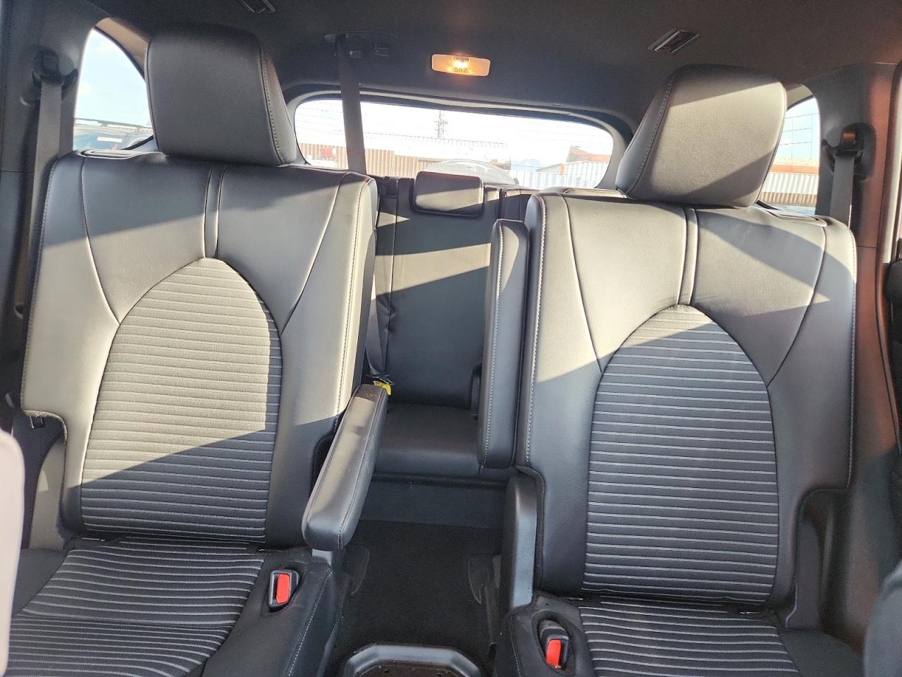 2025 Toyota Highlander Le VIN: 5TDKDRBH3SS586519 Lot: 84416295