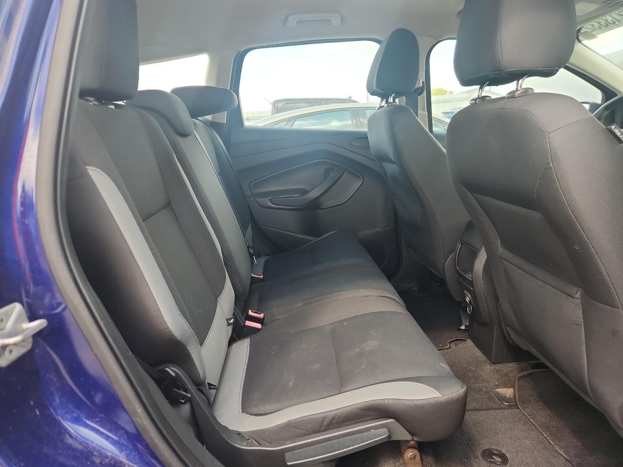 2014 Ford Escape S VIN: 1FMCU0F76EUB45271 Lot: 82133325