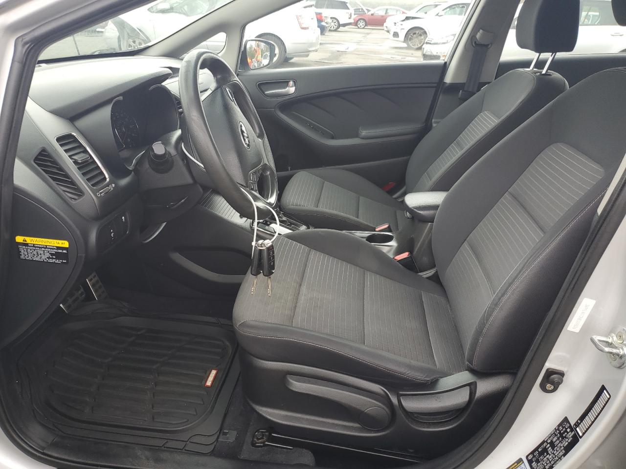 2017 Kia Forte Lx VIN: 3KPFL4A72HE109826 Lot: 81336015