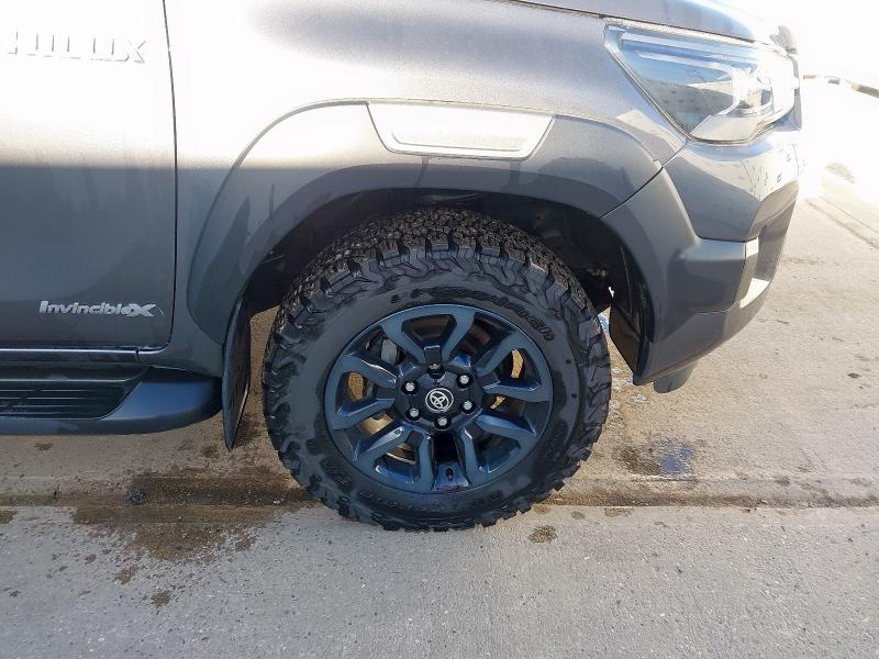2024 TOYOTA HILUX INVINCIB X D-4D4WD 