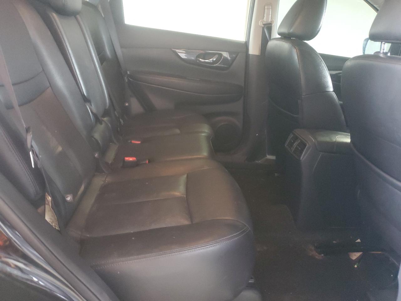 2018 Nissan Rogue S VIN: 5N1AT2MVXJC744570 Lot: 71246905